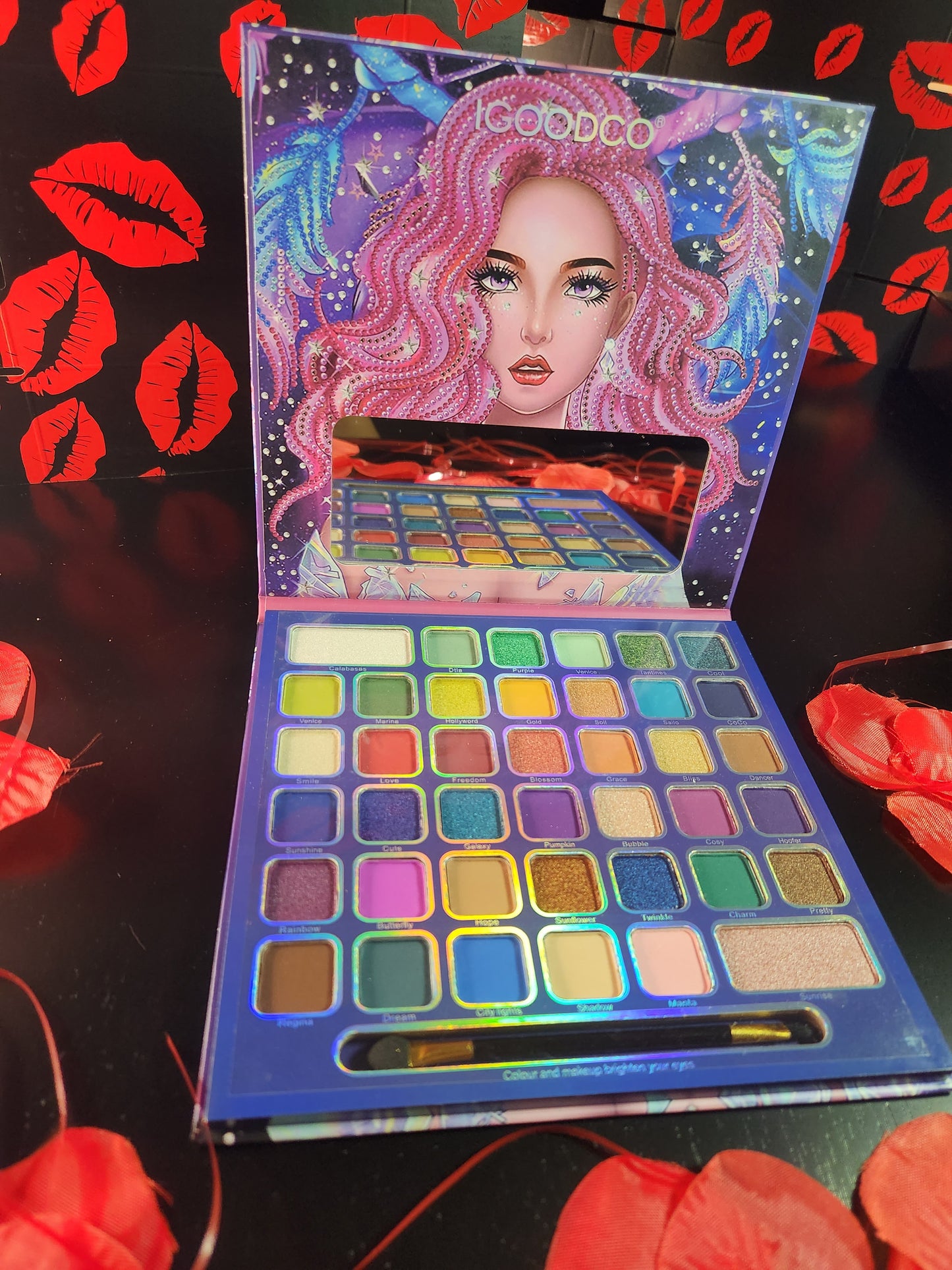 IGOODCO - 40 Colors Eyeshadow Palette