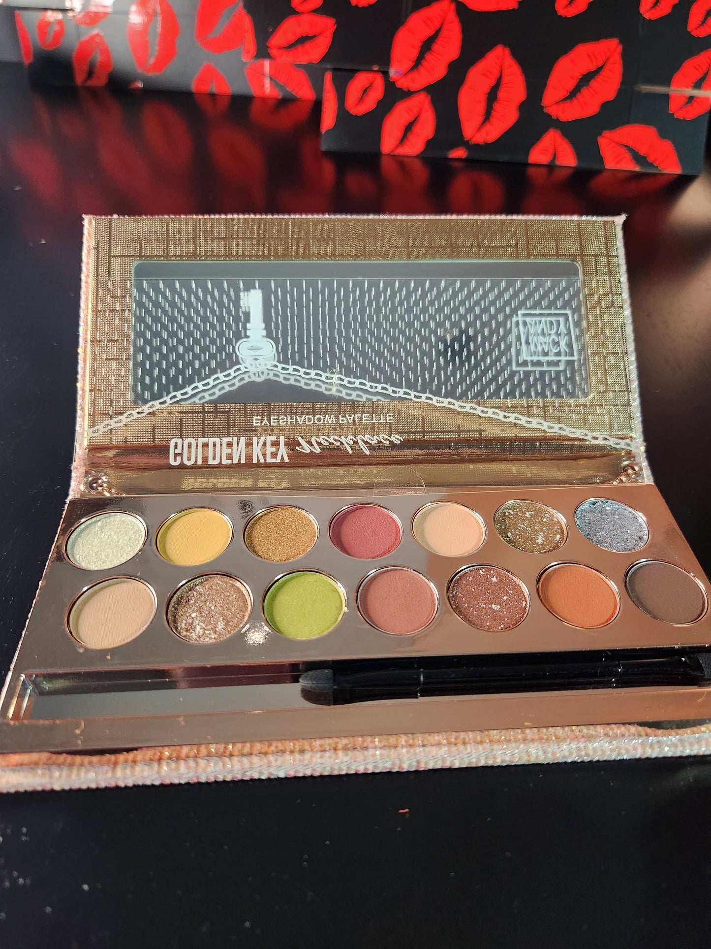 Eyeshadow Palette Purse with Chain
