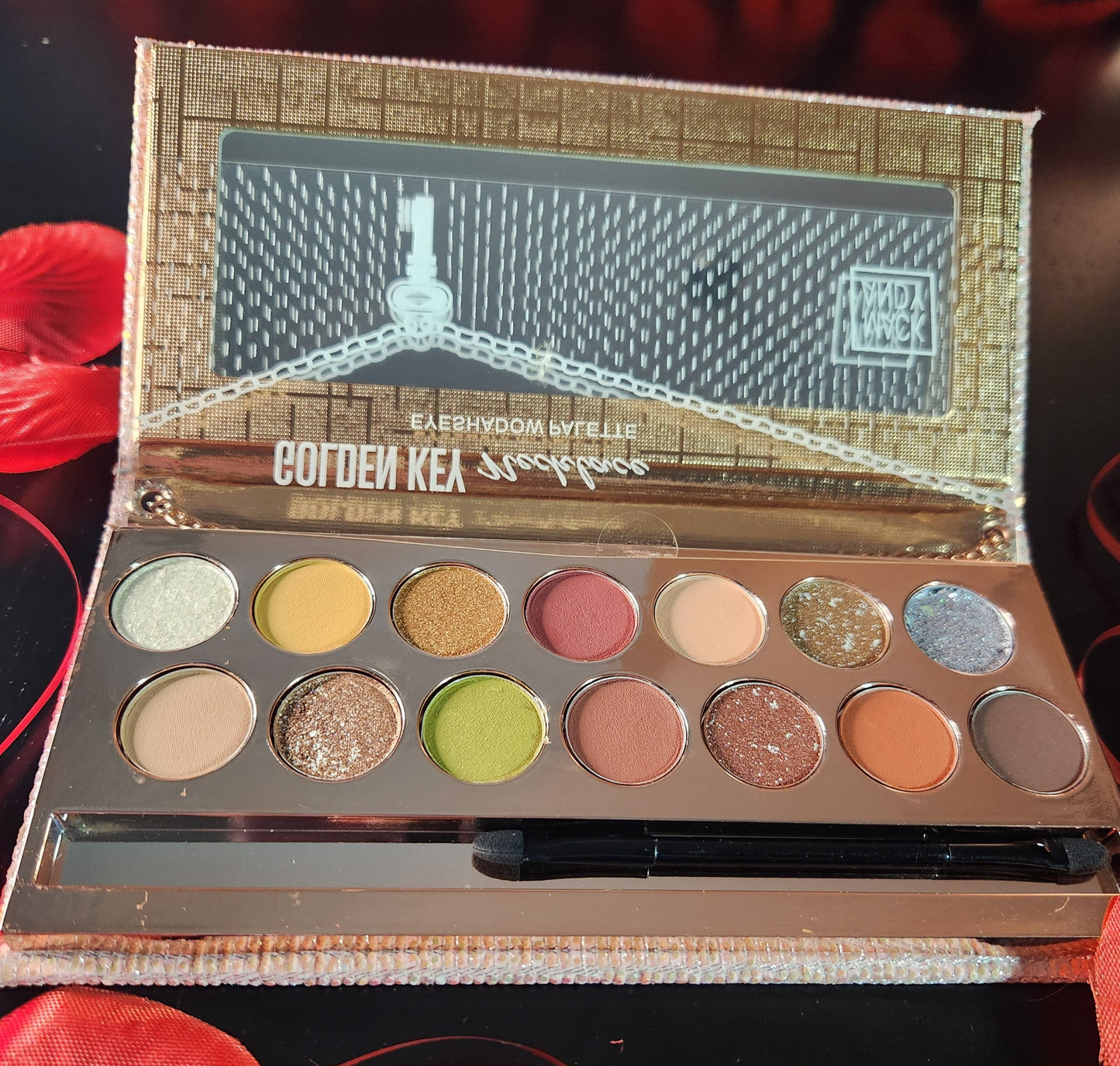 Eyeshadow Palette Purse with Chain